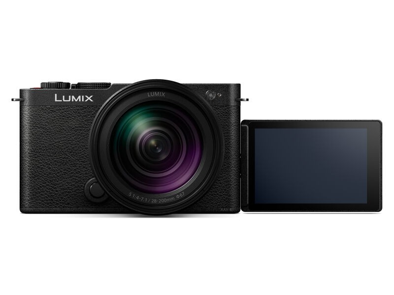 Panasonic Lumix S9 Digital Camera + 28-200mm 