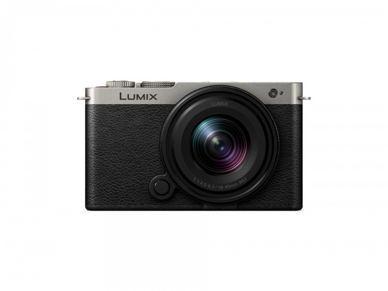 panasonic lumix s9 digital camera body + 18-4