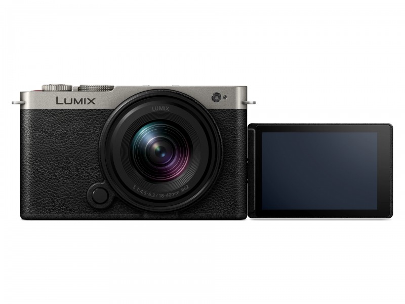 Panasonic Lumix S9 Digital Camera Body + 18-4